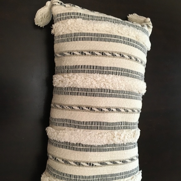 Better Homes And Gardens Other - NWT BOHO TEXTURAL LUMBAR PILLOW BETTER HOMES & GARDENS